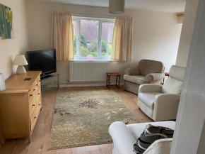 Spacious first floor apartment in the centre of Church Stretton with free parking